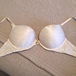 Victoria Secret Bombshell Bra